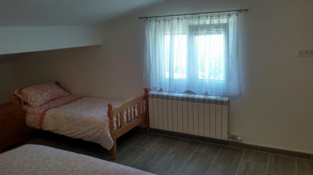 Mali Delfin Apartment Sveti Juraj Exterior photo